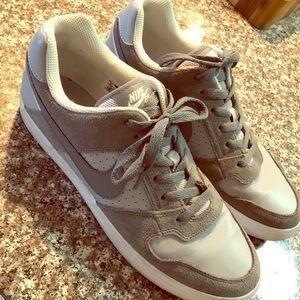 Nike SB